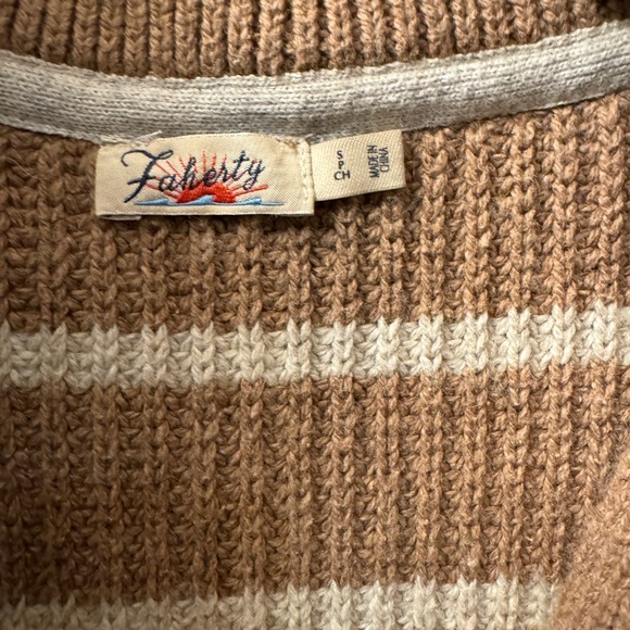 HP! 🎉💕 NWOT Faherty Mariner Sweater in Camel Stripe - Picture 8 of 8